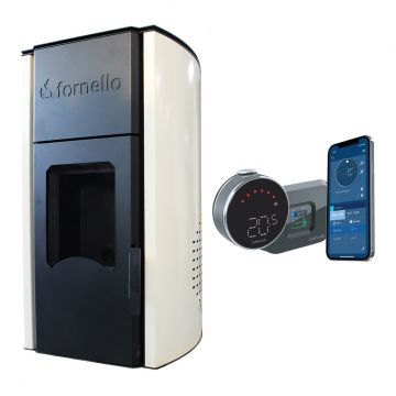 Pachet control de la distanta Termosemineu centrala pe peleti Fornello Royal 30 kw, echipat cu pompa de circulatie, vas expansiune , supapa siguranta, buncar 30 kg, automatizare, culoare crem, pana la 200 mp si termostat Wi-Fi Salus IT 800