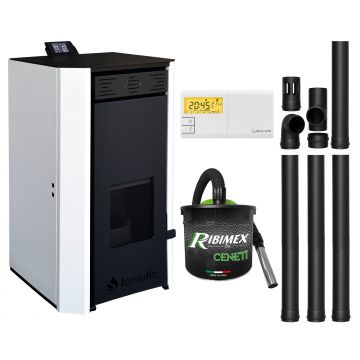 Pachet Termosemineu pe peleti Fornello EVA 30 KW, pompa circulatie, vas expansiune, Grup siguranta, WI-FI, buncar, tiraj fortat, kit evacuare, termostat Salus 091FLRFV2, aspirator, Clasa A++, recomandat pentru 200 mp, Alb